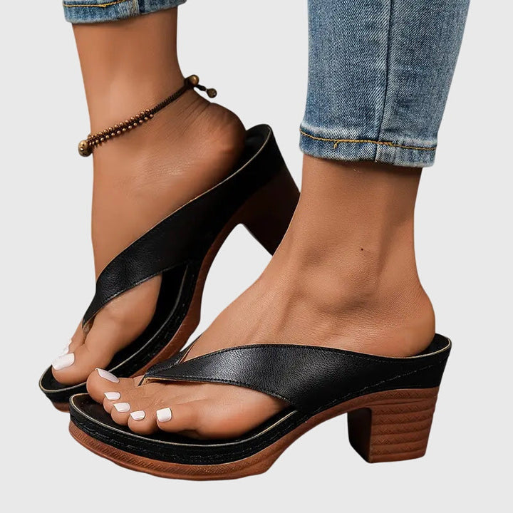 Jade | Metallic Toe Post Block Heel Flip Flops