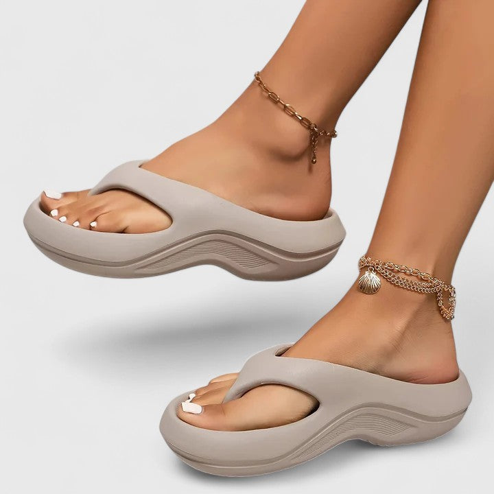 Celeste | Toe Post Cloud Sole Chunky Platform Flip Flops