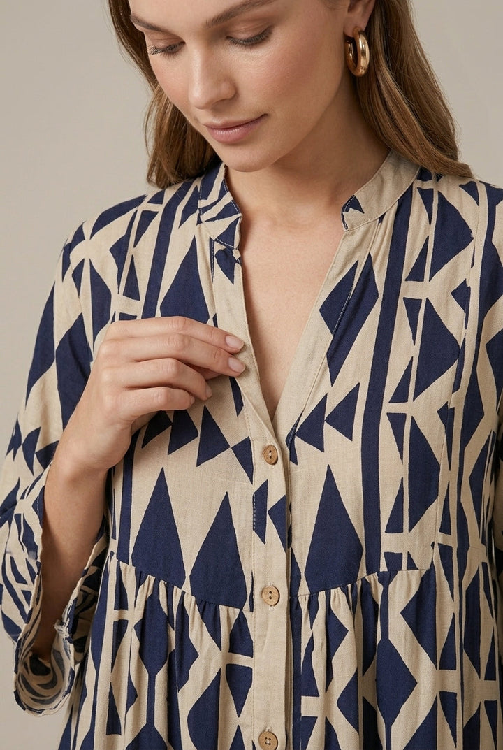 Effortless Printed Maxi Dress for Women with V-Neck Long Sleeve Tiered Flowy Boho Style